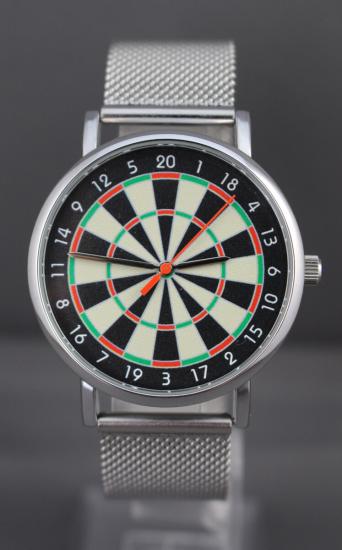 Uhr mit Armband Metall Fein und Dartboard Farbig
